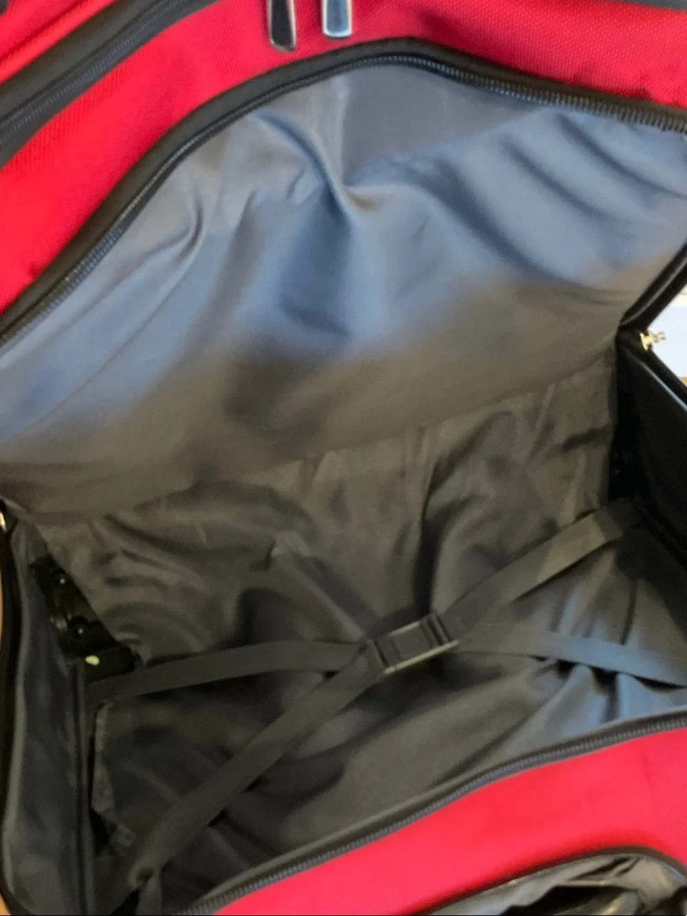 Delsey Red Carry-On 4 wheels Spinner